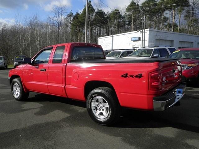 2005 Dodge Dakota SLT