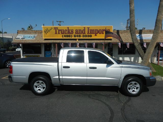 2005 Dodge Dakota LS ES