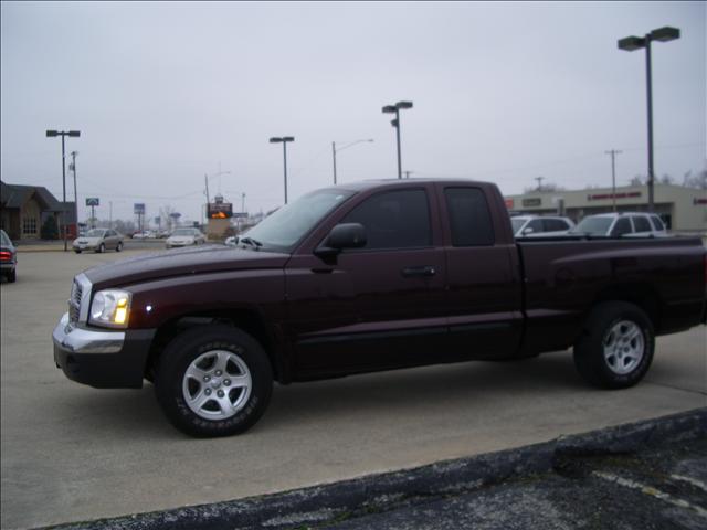 2005 Dodge Dakota SLT