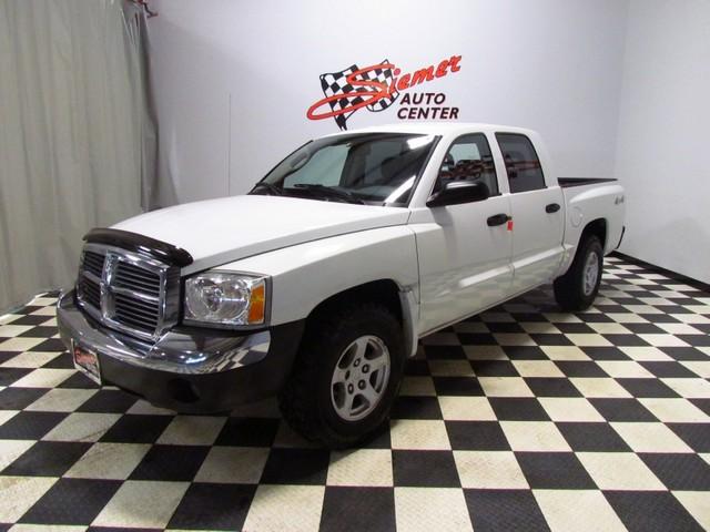 2005 Dodge Dakota SLT