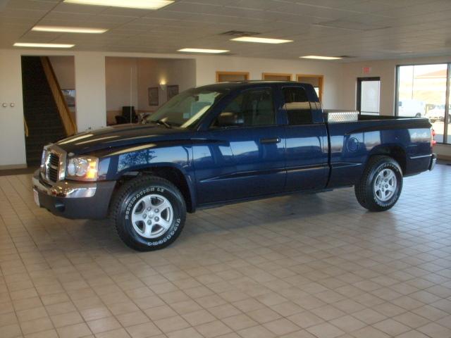 2005 Dodge Dakota SLT