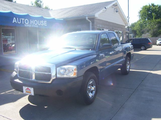 2005 Dodge Dakota 4dr LX 4WD Auto