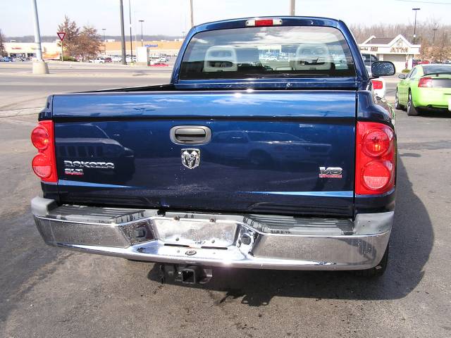 2005 Dodge Dakota SLT