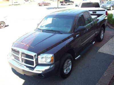 2005 Dodge Dakota SLT 4-door 4WD