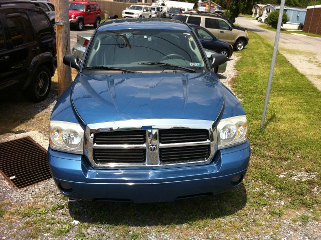 2005 Dodge Dakota SLT 4-door 4WD