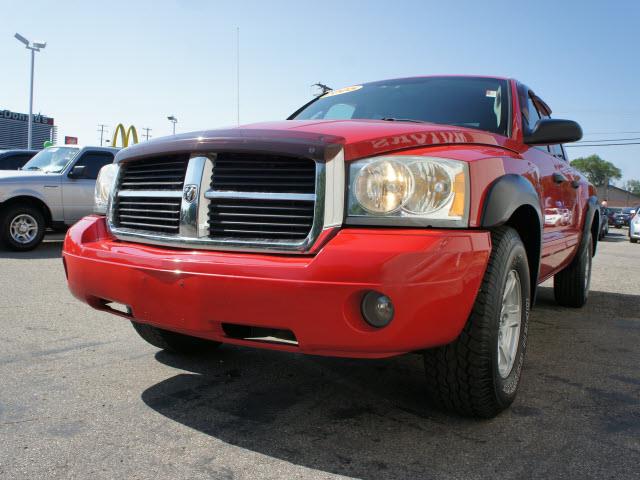 2005 Dodge Dakota SLT