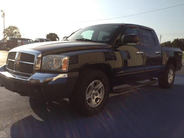 2005 Dodge Dakota SLT