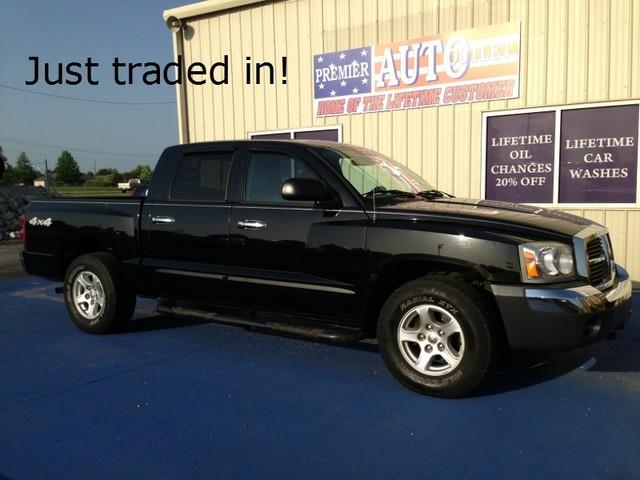 2005 Dodge Dakota SLT