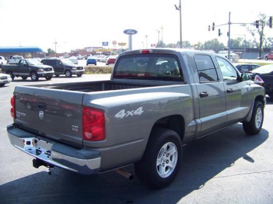 2005 Dodge Dakota Unknown