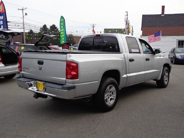 2005 Dodge Dakota Collection Rogue