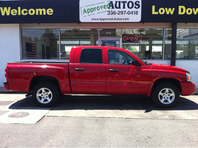 2005 Dodge Dakota LS ES