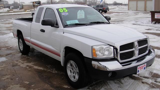 2005 Dodge Dakota SLT