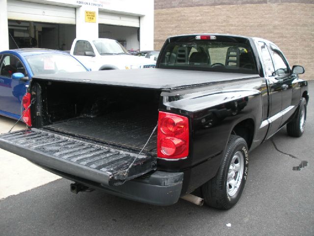 2005 Dodge Dakota 323ci Rtible