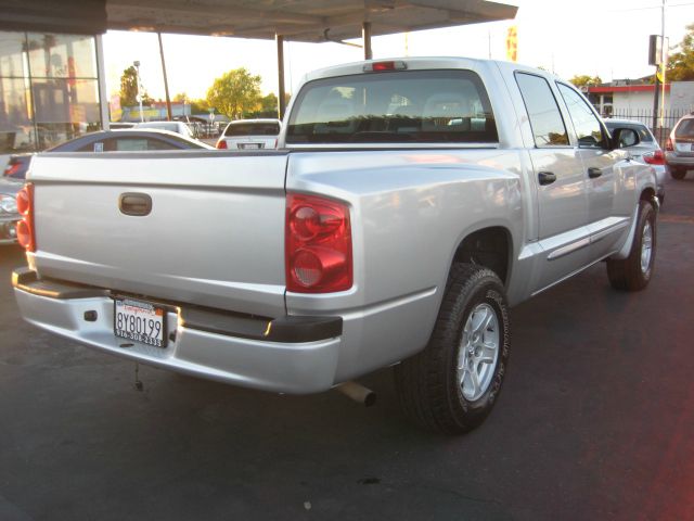 2005 Dodge Dakota Collection Rogue