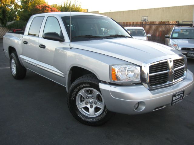 2005 Dodge Dakota Collection Rogue