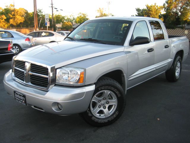 2005 Dodge Dakota Collection Rogue