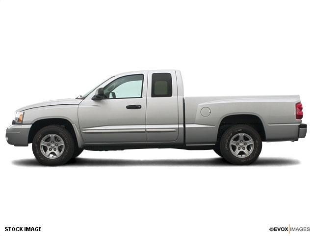 2005 Dodge Dakota SLT