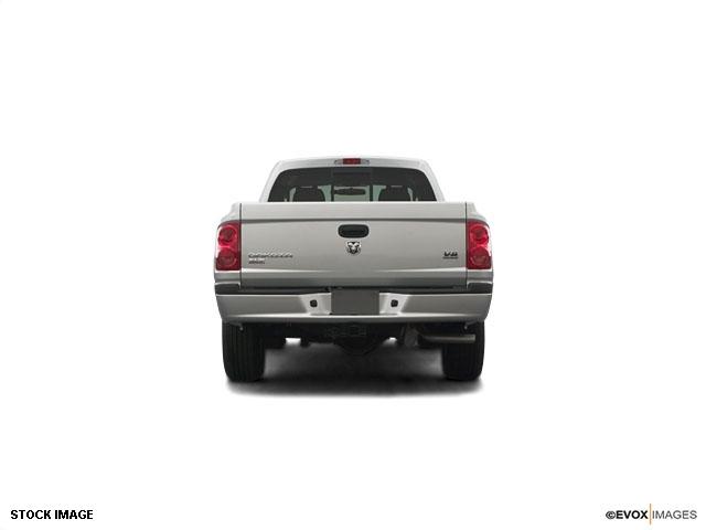 2005 Dodge Dakota SLT