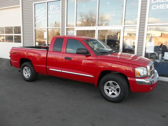 2005 Dodge Dakota SE Sport Wagon 4D