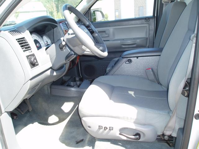 2005 Dodge Dakota SLT