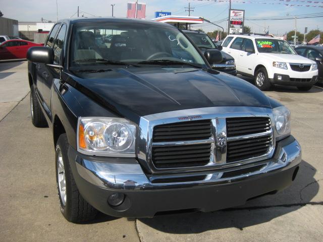 2005 Dodge Dakota SLT