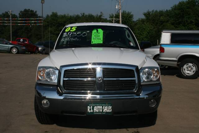 2005 Dodge Dakota SLT