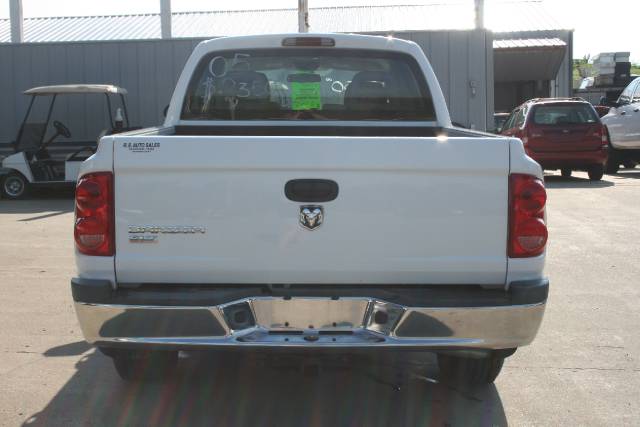 2005 Dodge Dakota SLT