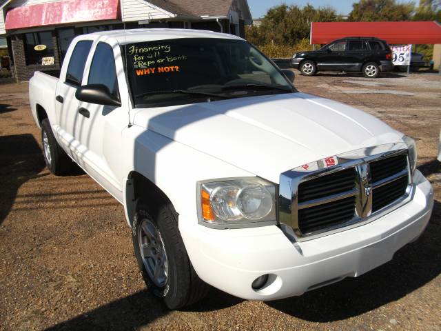 2005 Dodge Dakota SLT