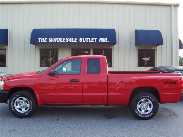 2005 Dodge Dakota Unknown