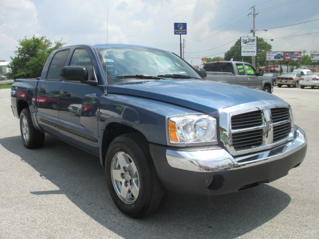 2005 Dodge Dakota Collection Rogue