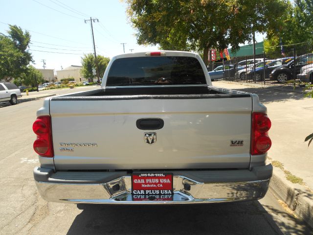 2005 Dodge Dakota LS ES