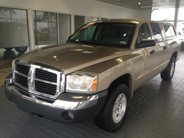 2005 Dodge Dakota Collection Rogue