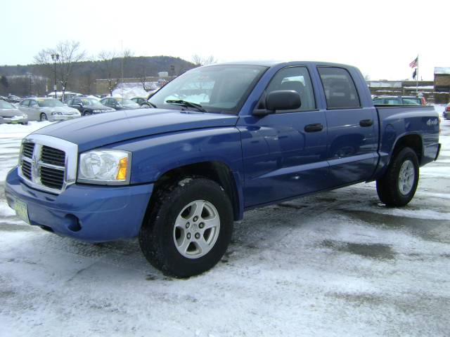 2005 Dodge Dakota SLT