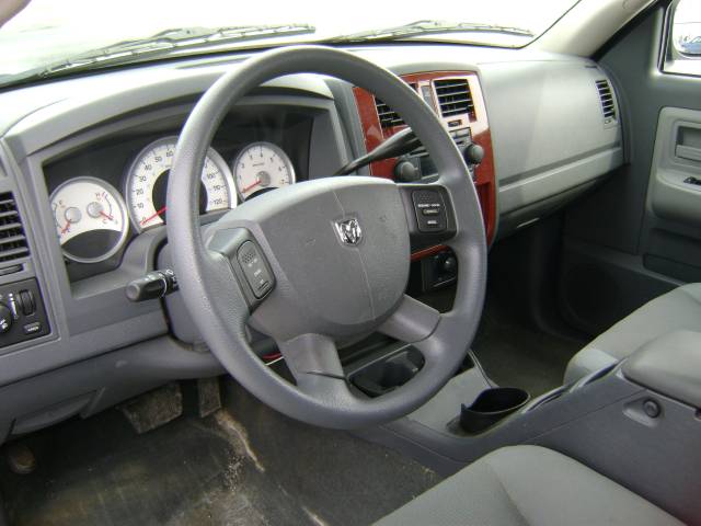 2005 Dodge Dakota SLT