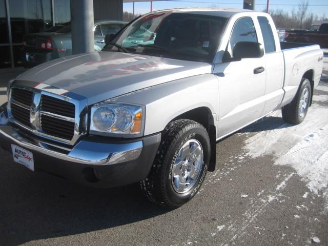 2005 Dodge Dakota GS Manual