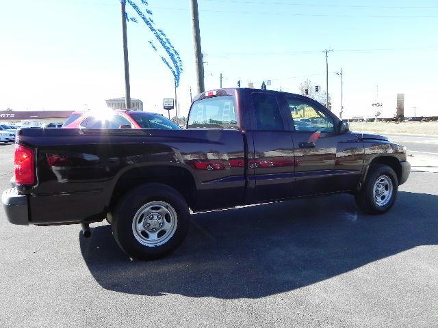 2005 Dodge Dakota Unknown