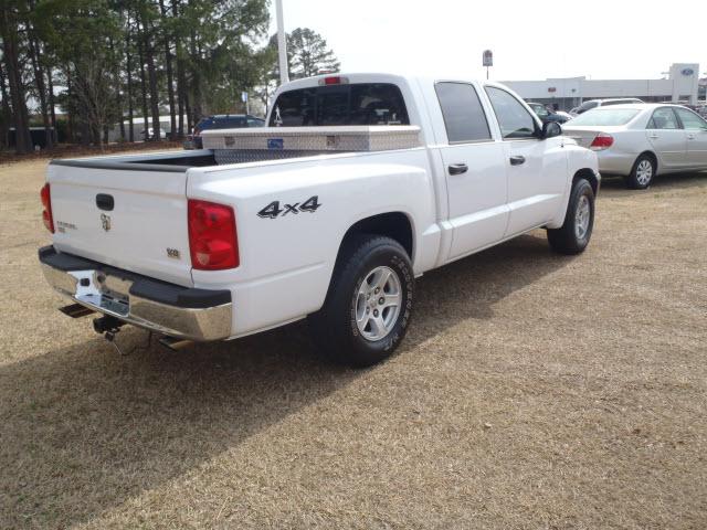 2005 Dodge Dakota SLT