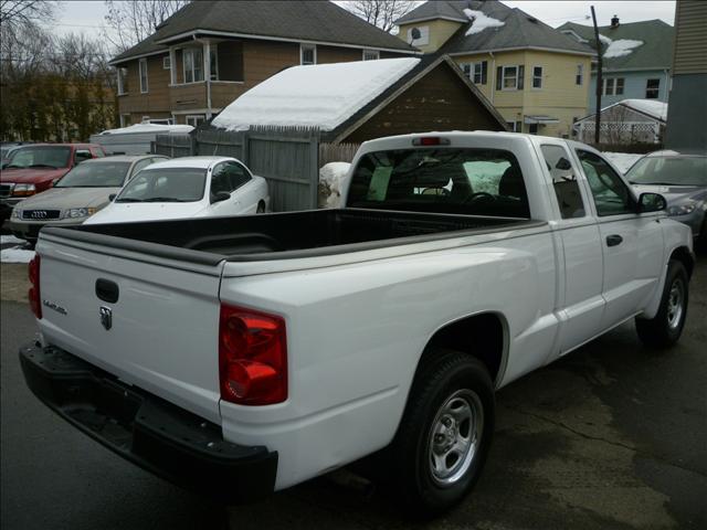 2005 Dodge Dakota GS Manual