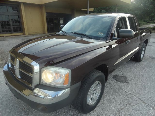 2005 Dodge Dakota Collection Rogue