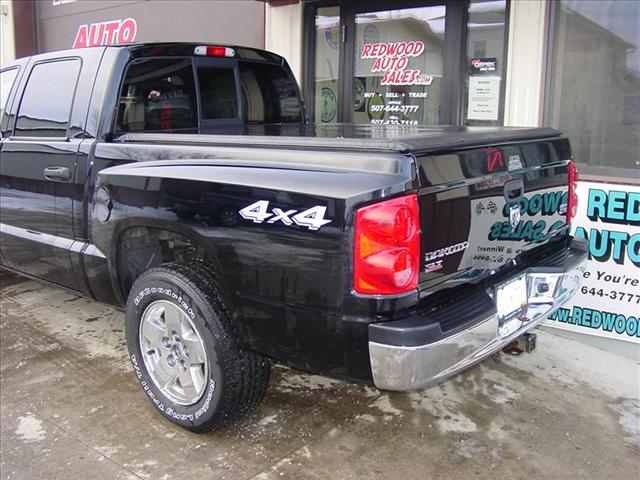 2005 Dodge Dakota SLT