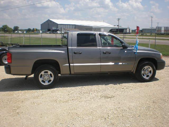 2005 Dodge Dakota SLT