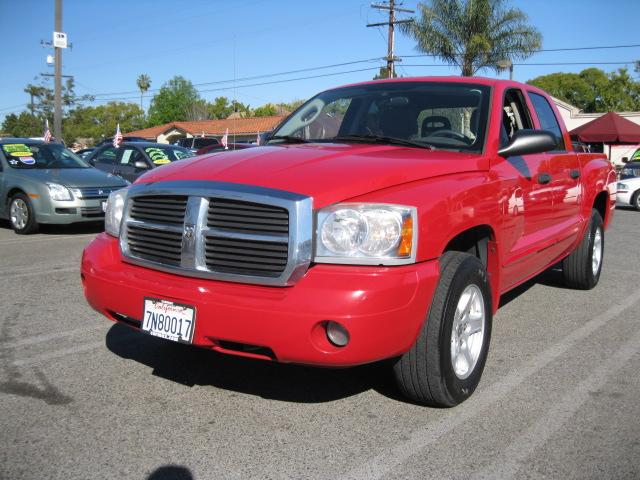 2005 Dodge Dakota SLT