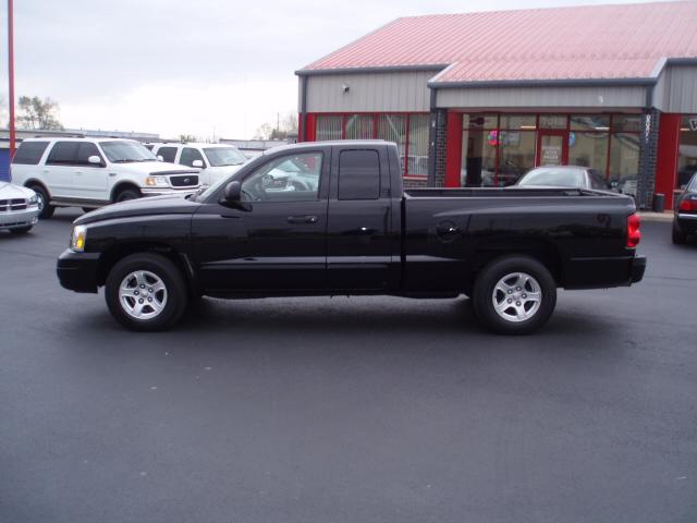 2005 Dodge Dakota SLT