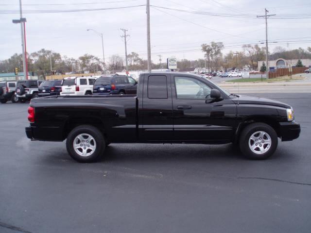 2005 Dodge Dakota SLT