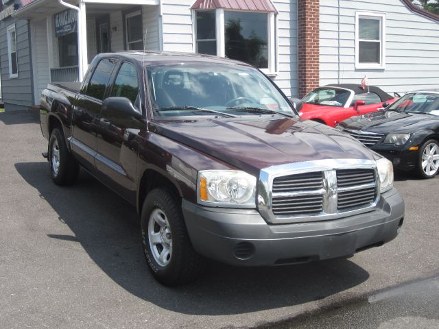 2005 Dodge Dakota 4dr LX 4WD Auto