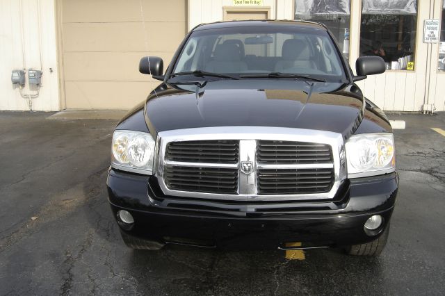 2005 Dodge Dakota Collection Rogue