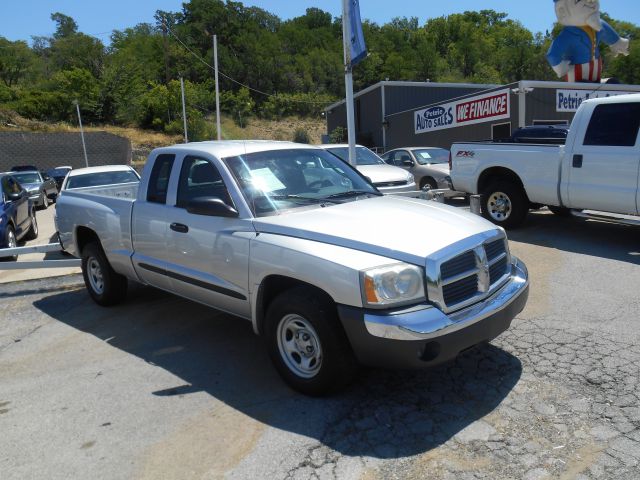 2005 Dodge Dakota SLT 4-door 4WD