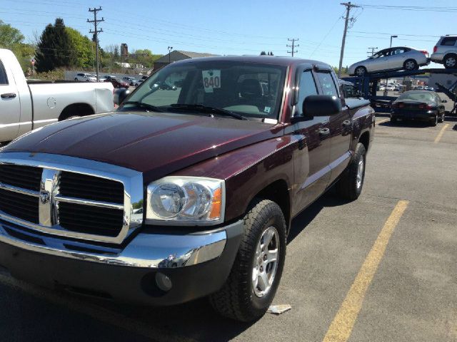 2005 Dodge Dakota Collection Rogue