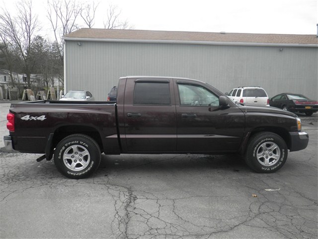 2005 Dodge Dakota SLT