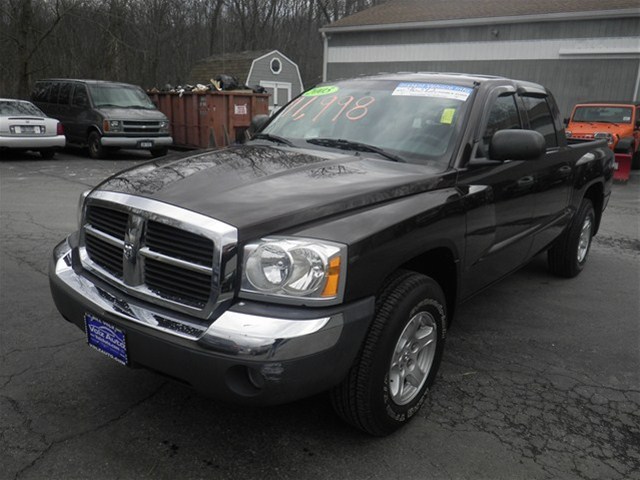 2005 Dodge Dakota SLT